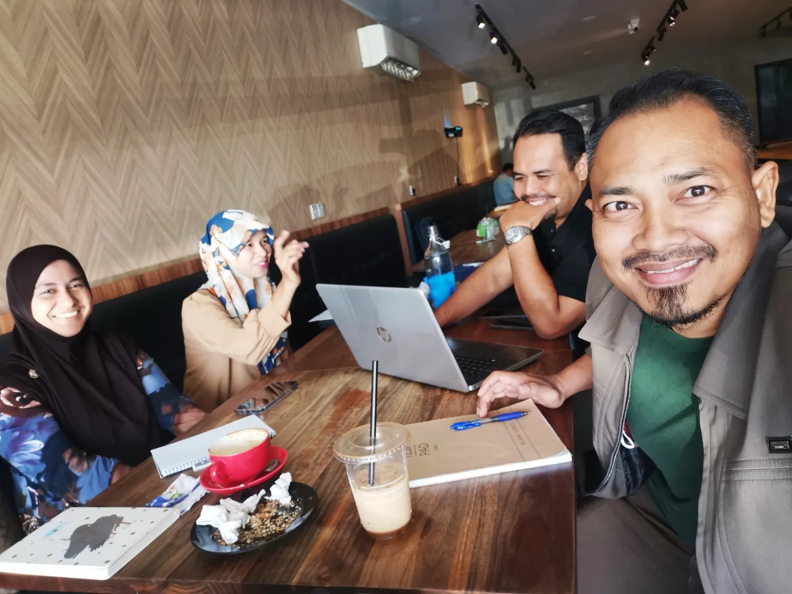 Team recruitment photo 17